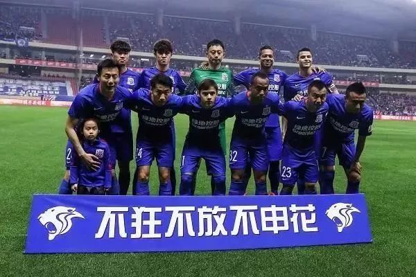 多特客战曼城大名单：吉拉西、施洛特贝克在列，布兰特缺阵（多特客战曼城名单出炉：吉拉西、施洛特贝克入选，布兰特无缘）