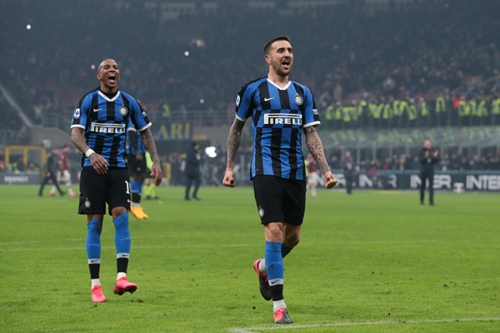 喜欢被叫“康拉迪尼奥”还是“莱默森”？莱默尔：齐达内（偏爱＂康拉迪尼奥＂还是＂莱默森＂？ 莱默尔调侃： 不如叫我＂齐达内）