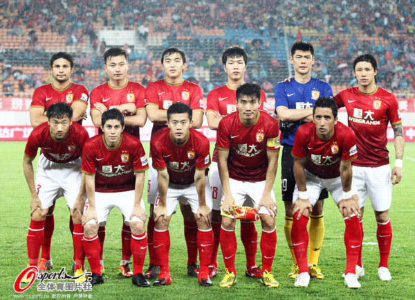 永远的红军20号，利物浦新赛季主场首战场刊封面致敬若塔