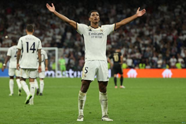 前意甲裁判：索扎不应该执法米兰德比，VAR的选择也有问题（前意甲裁判称索扎不该执法米兰德比，VAR安排同样存在问题）