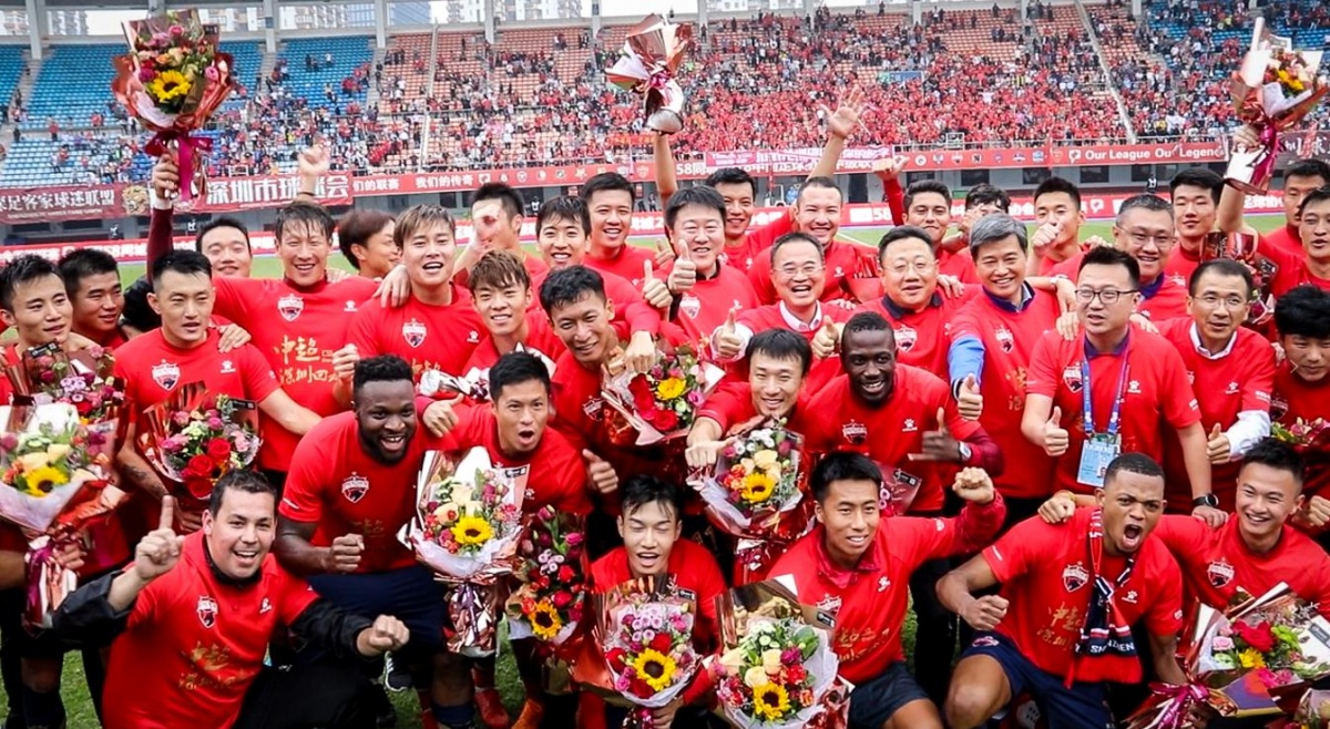 埃孔：尼日利亚足协结清欠款，全队团结一心备战比赛（埃孔：尼日足协已结清欠款，球队上下同心备战）