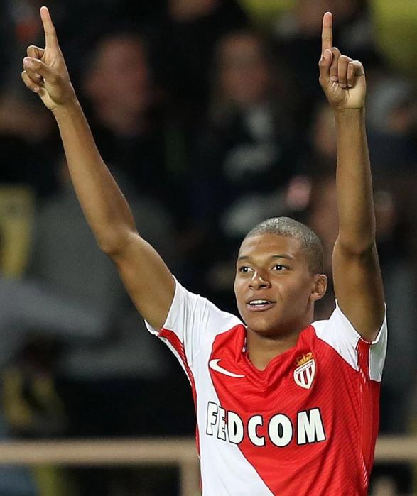 名记：我对塔图姆本赛季回归很有信心，他像个疯子在训练