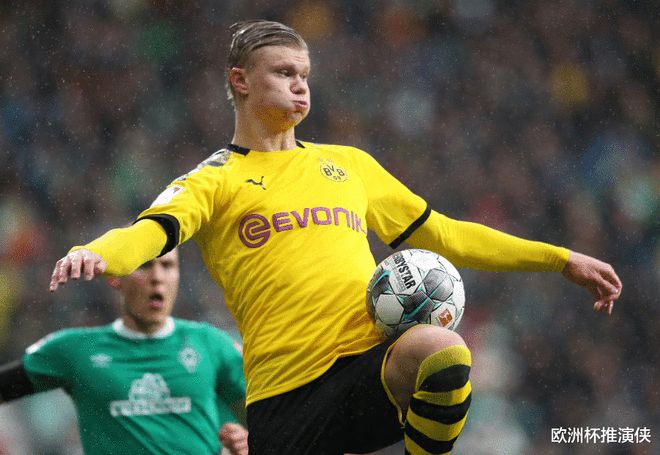 24位排名藏惊天逆转？郑钦文别被“财富自由”蒙蔽她的野心！（第24名背后酝酿大逆转？别让“财富自由”冲淡郑钦文的争冠野心）